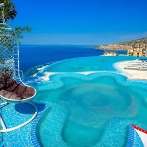 Luxury Diva Bougainville Apartment Sarande